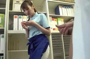 Đem lồn đẹp cho xã hội đen địt để xóa nợ