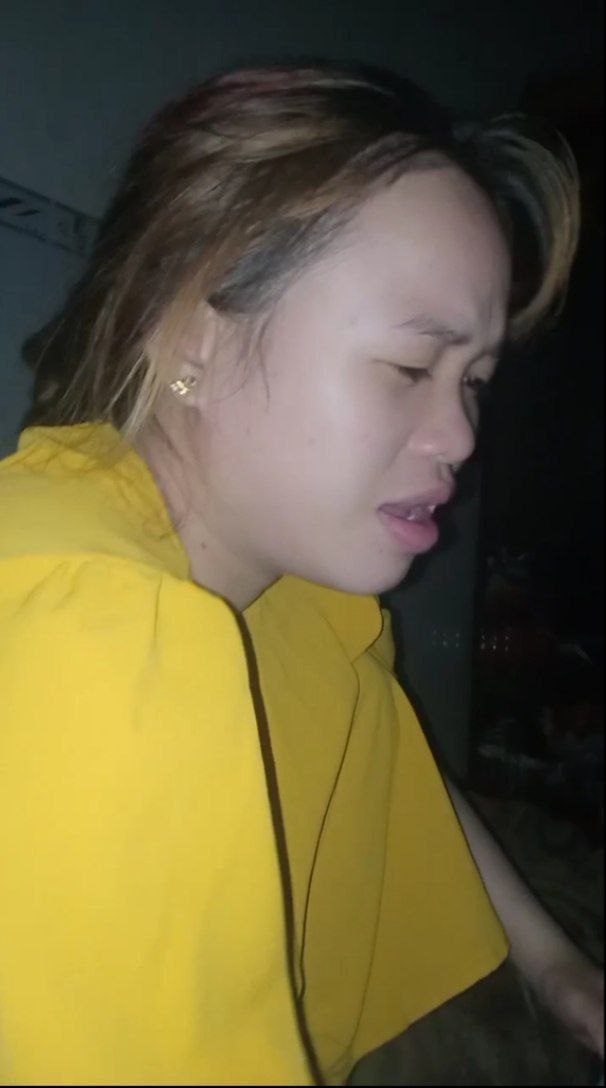 Thiếu nữ lồn rậm thuê trai bao địt khỏe về làm tình