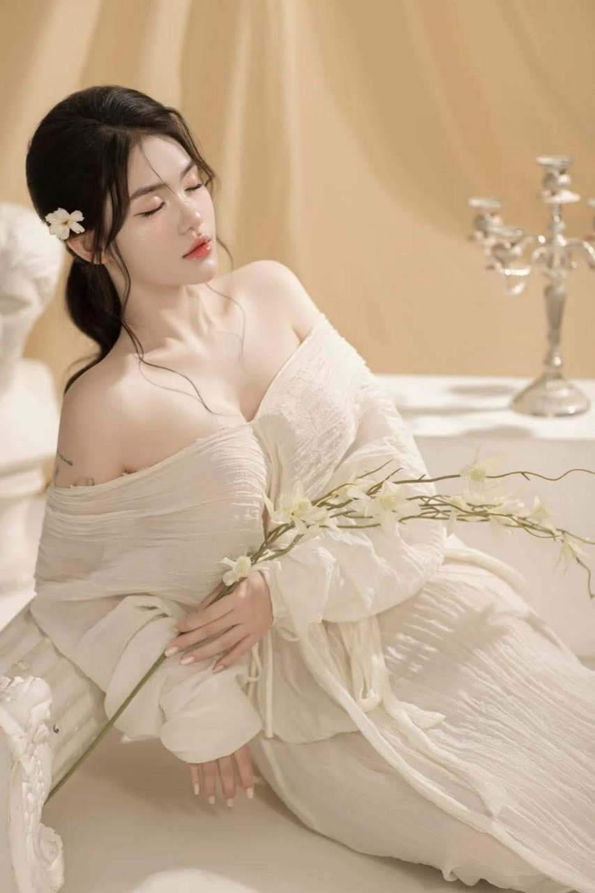 Hãy dang rộng chân và tận hưởng thời gian vui vẻ - Phát video trực tuyến HD